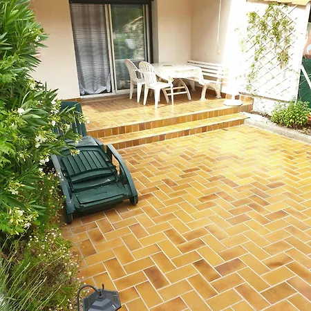 Apartment Le Panorama - T2 Rez-de Jardin A Proximite De La Mer *